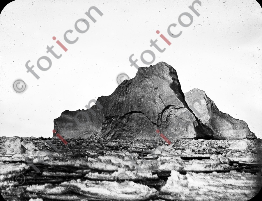 Eisberge | Icebergs - Foto simon-titanic-196-020-sw.jpg | foticon.de - Bilddatenbank für Motive aus Geschichte und Kultur
